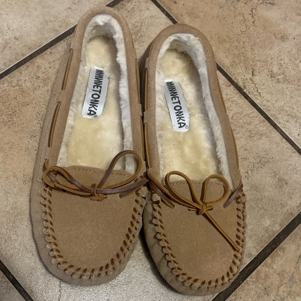 Minnetonka moccasin slippers